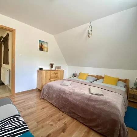 Lägenhet Apartman Zuzana *